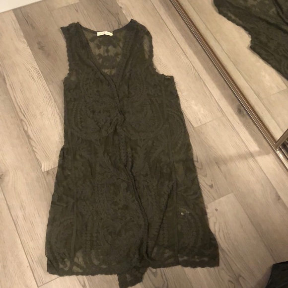 Green Lace cardigan - Picture 2 of 4